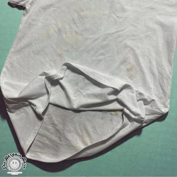 Five Nights at Freddy’s Graphic T-Shirt FNAF Characters White Horror Tee (Md) - Picture 5 of 5